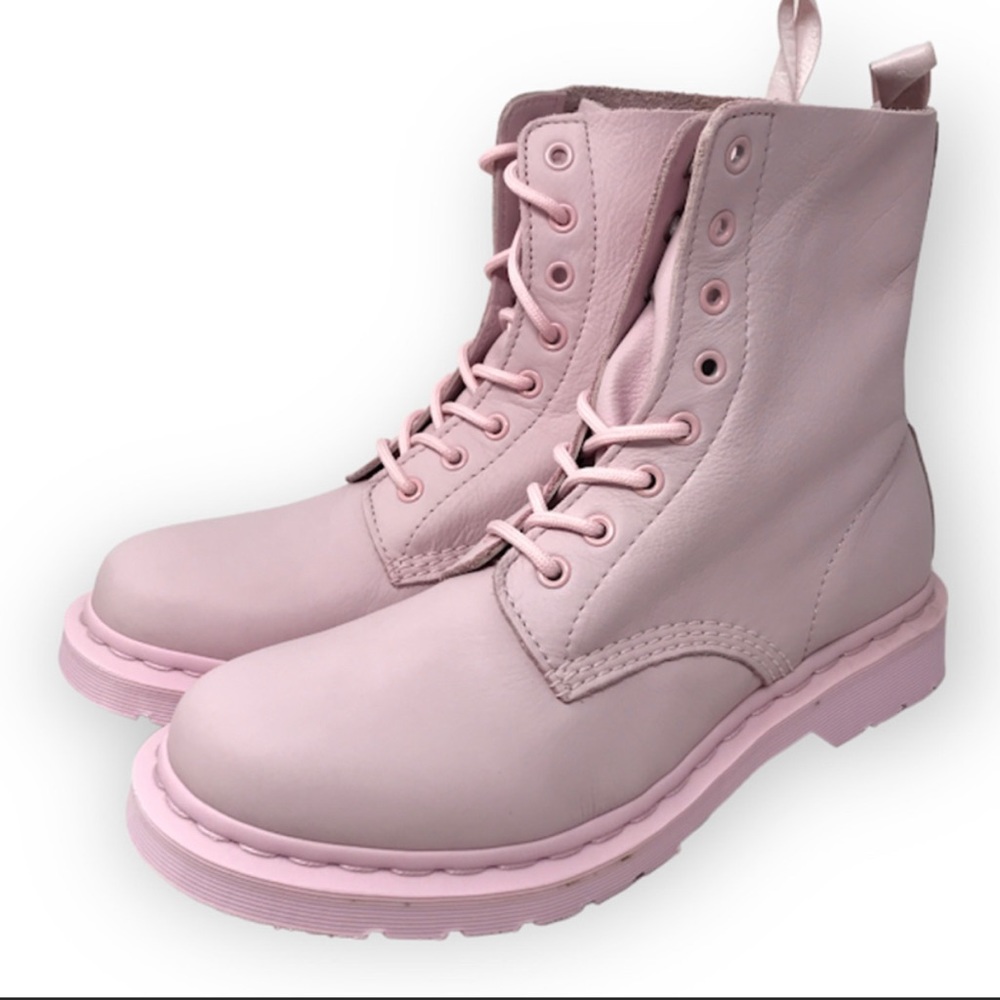 Dr. Martens 1460 Pascal Mono Lace Up Boots 10 Virginia Leather Chalk Pink shoes